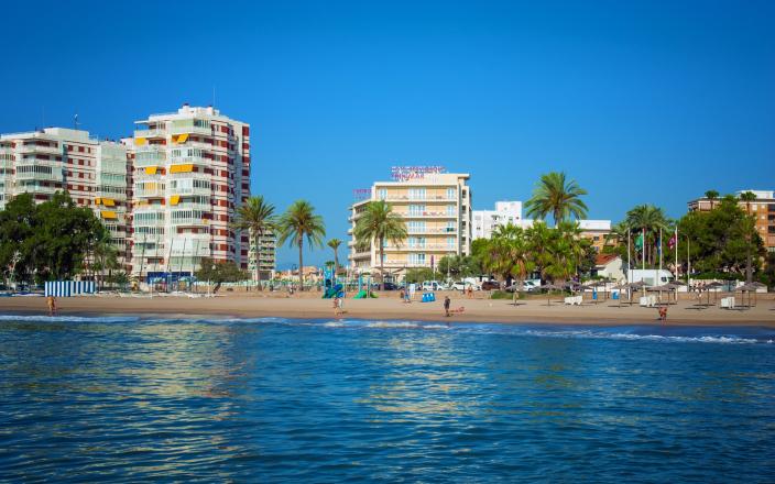 Vista des del mar Hotel Trinimar