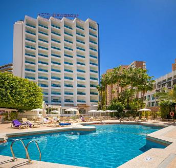 Animación en la piscina Hotel Castilla