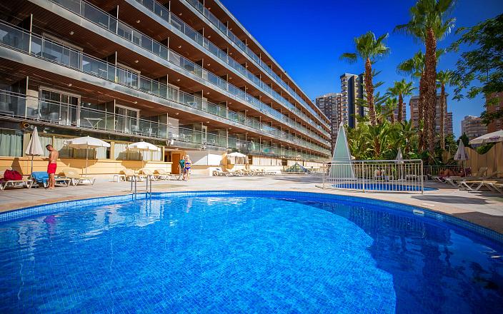 Piscina exterior Hotel Servigroup Diplomatic