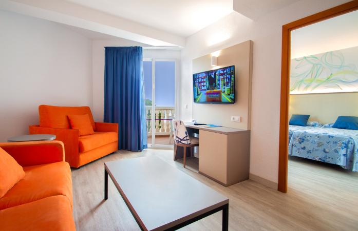 Habitación Doble Salón (capacidad máx. 6 personas)