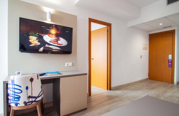 Habitación Doble Salón (capacidad máx. 6 personas)