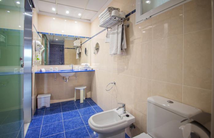 Habitación Doble Salón (capacidad máx. 6 personas)