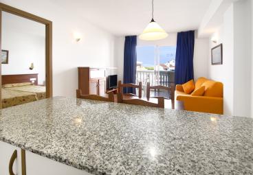 Habitaciones Apartamentos Hotel Romana