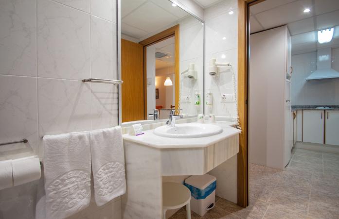 Habitación Familiar (capacidad máx. 5 personas)