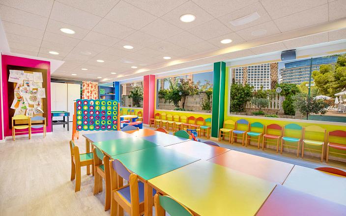 Club Delfi en Hotel Servigroup Torre Dorada