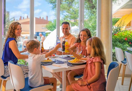 Buffet del Hotel Galúa