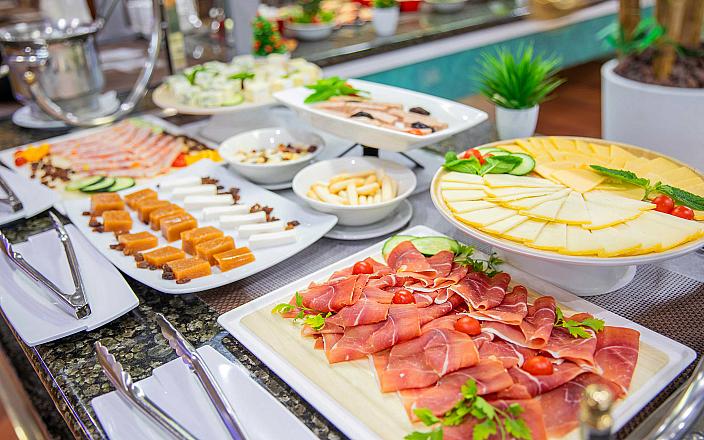 Fotos y vídeos del Hotel Servigroup Rialto en Benidorm