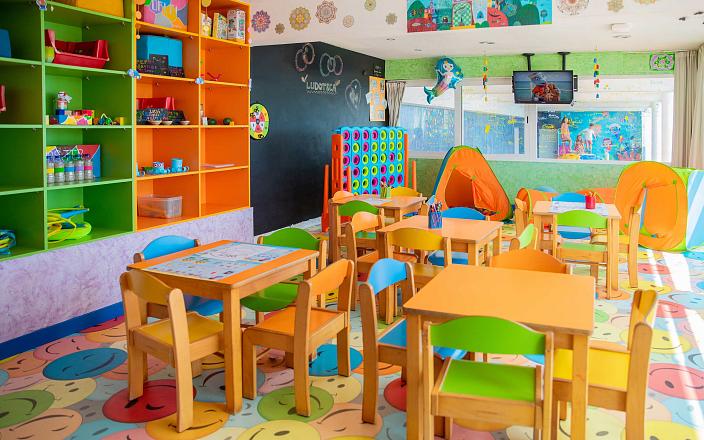 Club Delfi Hotel Galúa