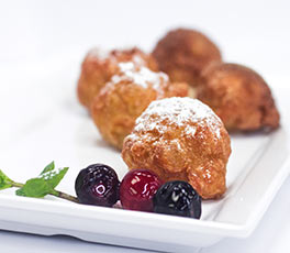Buñuelos de crema en Semana Santa