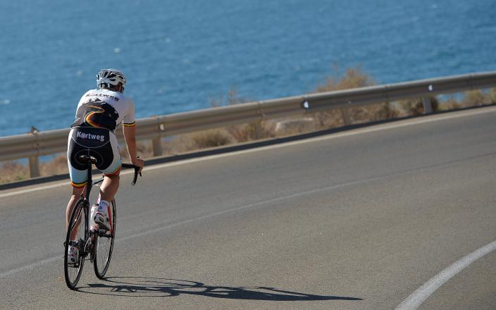 Ciclismo de carretera en las costas de España