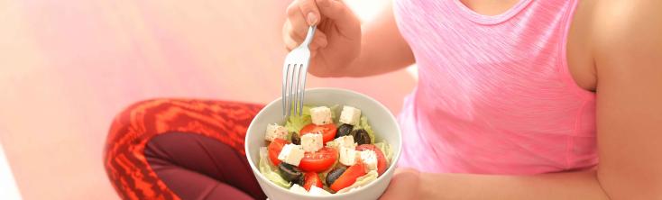 Deportista comiendo Hotel Marina Playa