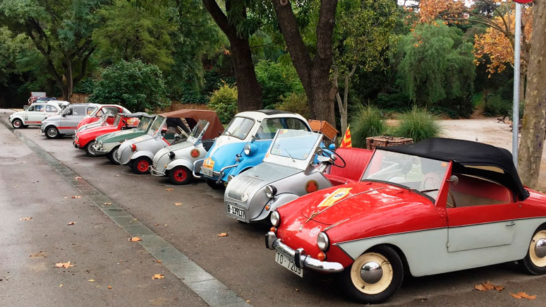 Los microcoches se expondrán en Servigroup Pueblo Benidorm Concentración de microcoches en Benidorm