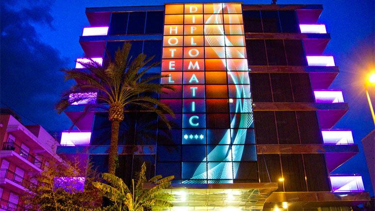 Fachada del hotel Servigroup Diplomatic Hotel Servigroup Diplomatic en Benidorm