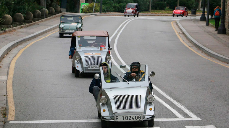 Ruta de microcoches clásicos Concentración de microcoches “Clàssic Motor Club del Bages”