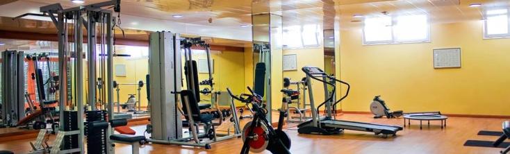 gimnasio en hotel marina playa de mojácar