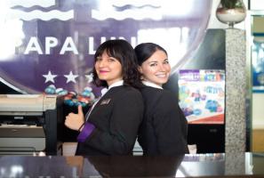Recepcionistas del Hotel Servigroup Papa Luna