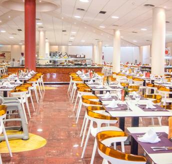 Restaurante tipo buffet Hotel Marina Mar