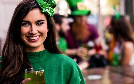 Postres de Saint Patrick en Hoteles Servigroup