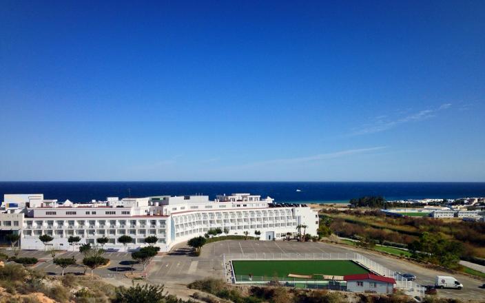Hoteles con vistas al mar Club bowls Servigroup